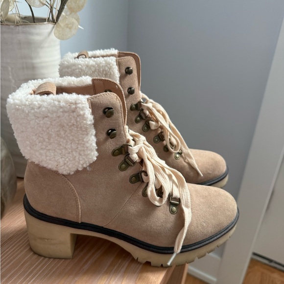 These Three Shoes - Cozy Tan Ankle Boots with Faux Fur